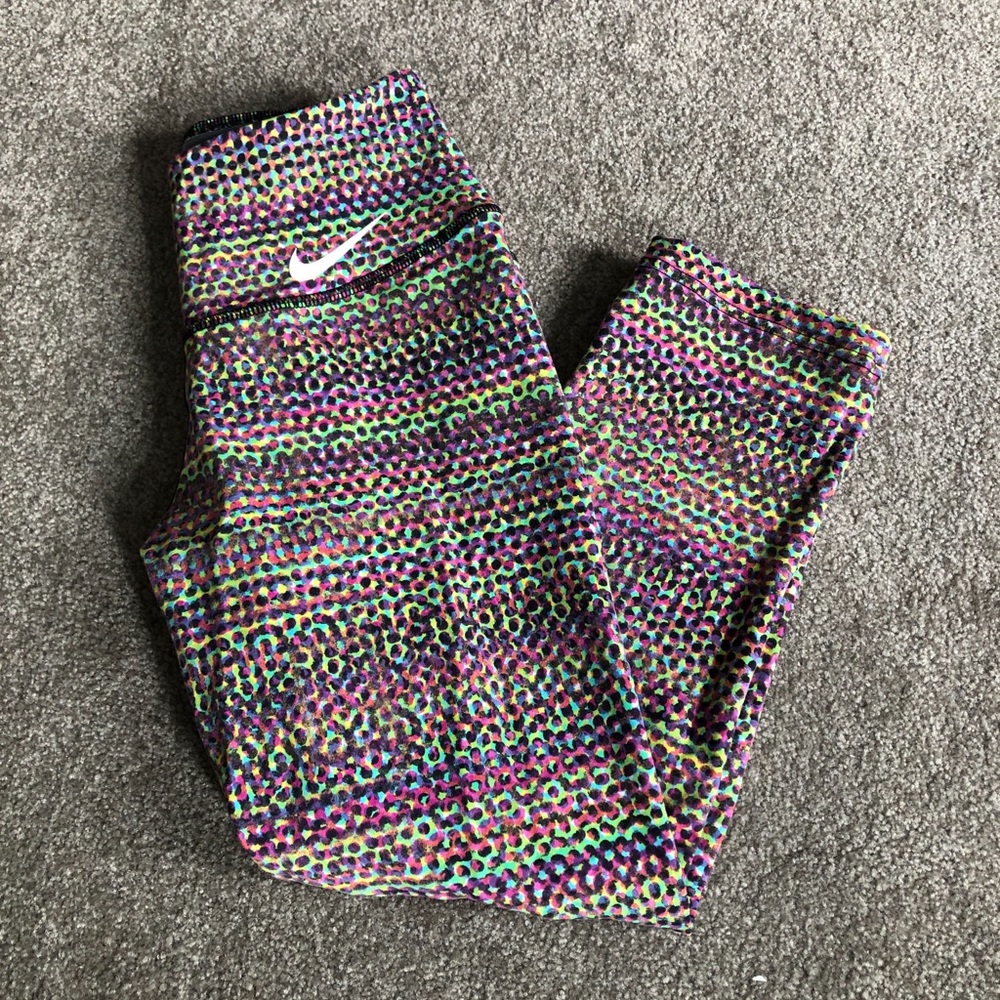 Nike Cropped Dri- Fit workout pants